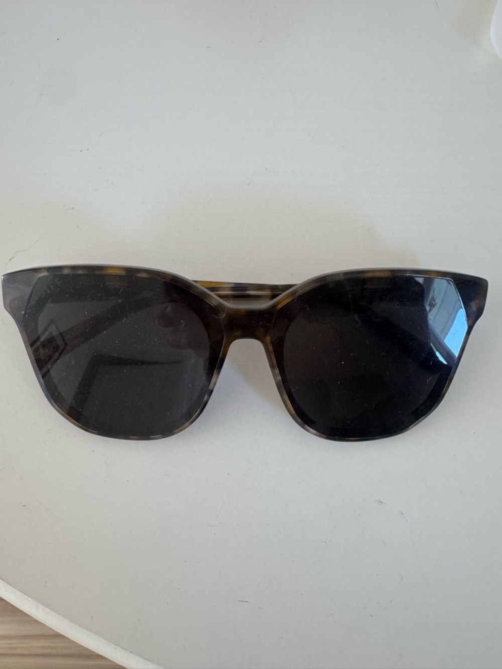 Diff Eyewear Tortoise Sunglasses with Dark Lenses